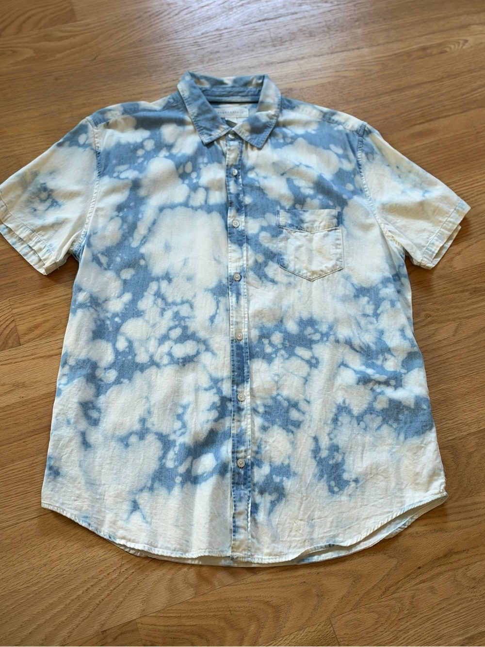 Aéropostale Men’s Blue/White Tie-Dye Cotton Button-Up Shirt, Size L